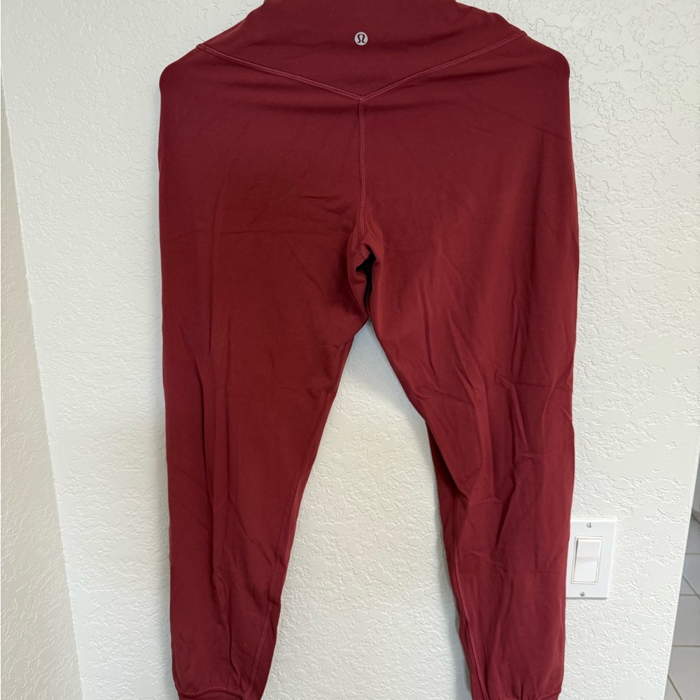 lululemon athletica align Joggers in Burgundy